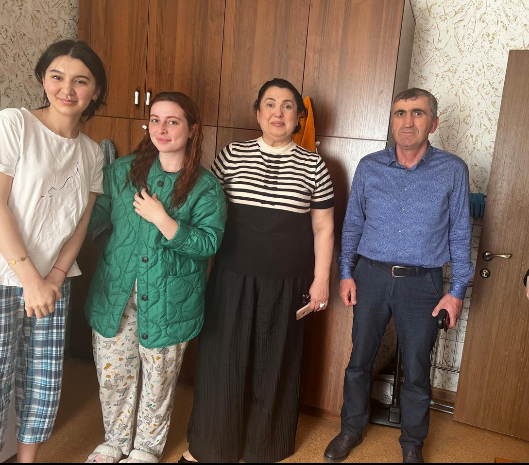 Сотрудники Миннаца посетили общежитие для иностранных студентов