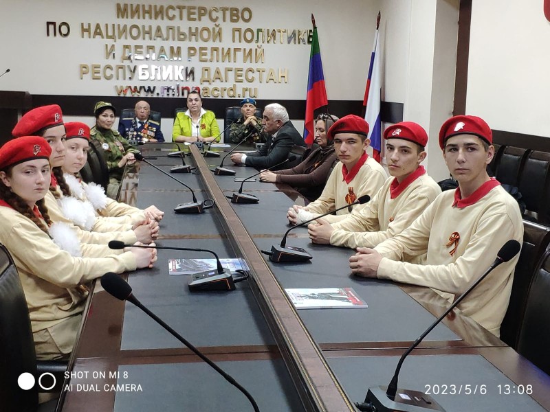Ветераны Великой Отечественной войны возводят мосты