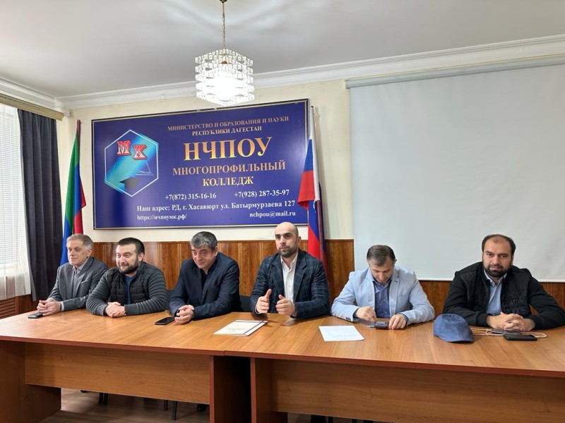 Прошли встречи с учащейся молодежью северной зоны Дагестана