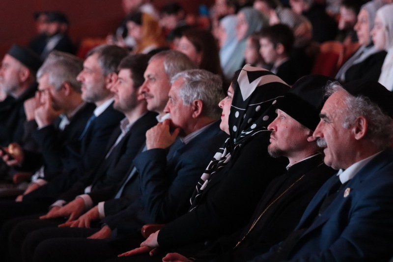 В Махачкале отметили праздник «Ураза-Байрам»