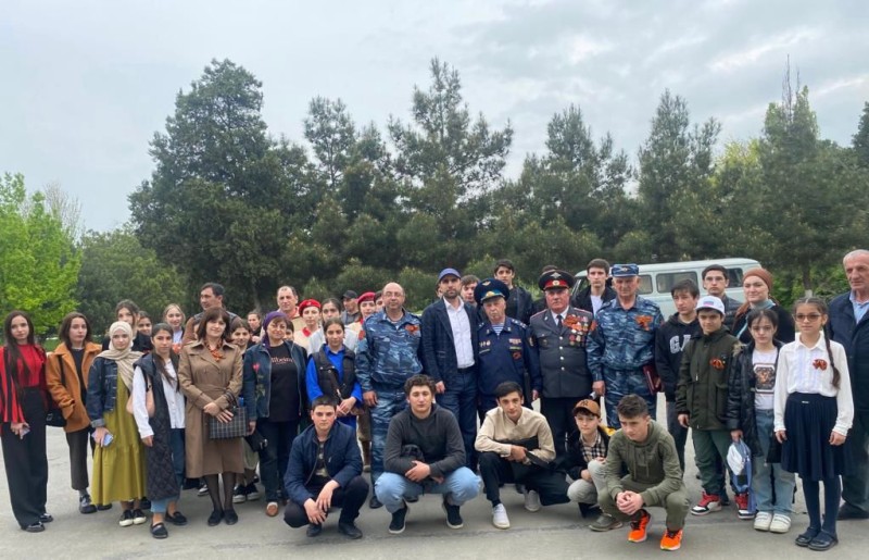 Миннац РД провел встречу со студентами По АНО «Энергетический колледж» города Каспийска в актовом зале заводоуправления АО «Завод Дагдизель»