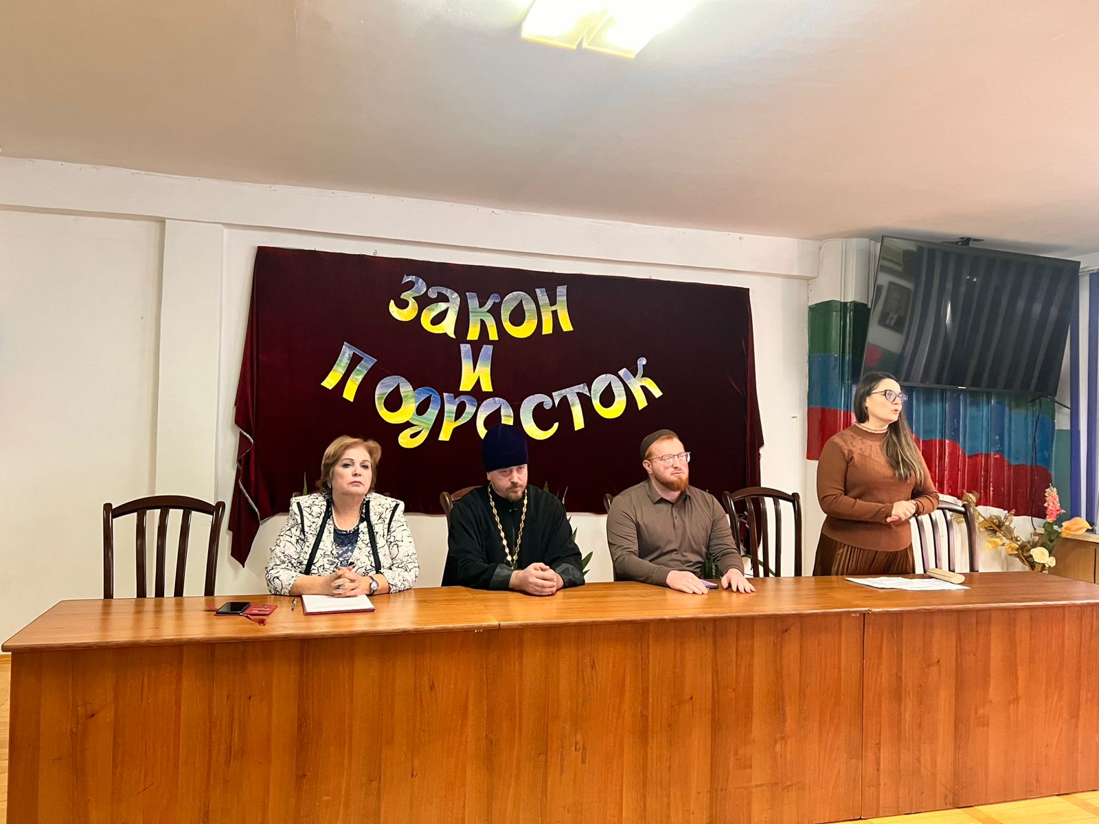 В Каспийске обсудили роль духовных ценностей в воспитании будущих защитников Отечества