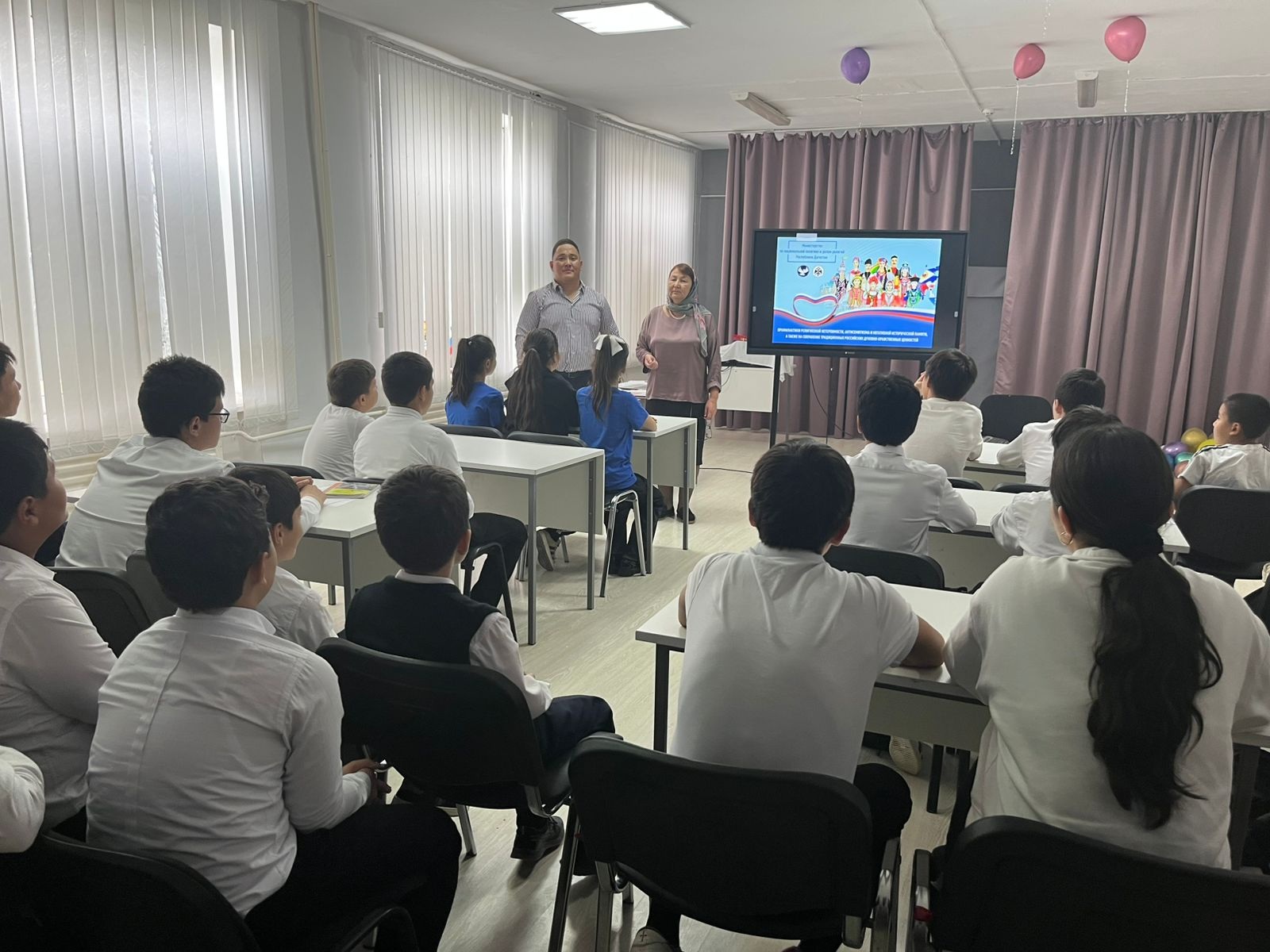 Профилактику религиозной нетерпимости представители Миннаца Дагестана обсудили со школьниками в Карабудахкентском, Кумторкалинском и Ногайском районах