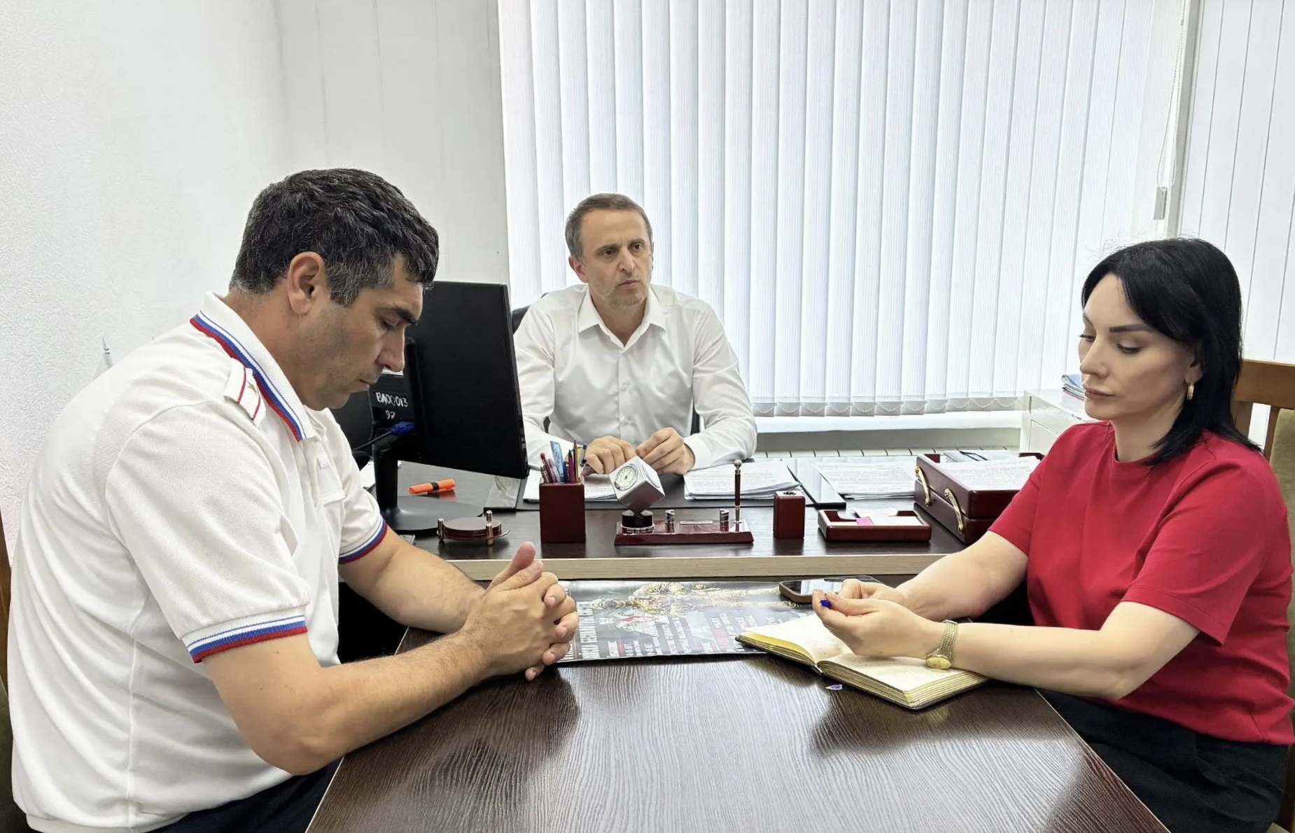 Миннац Дагестана провел беседы по правовой адаптации иностранных граждан в Южно-Сухокумске и Тарумовском районе