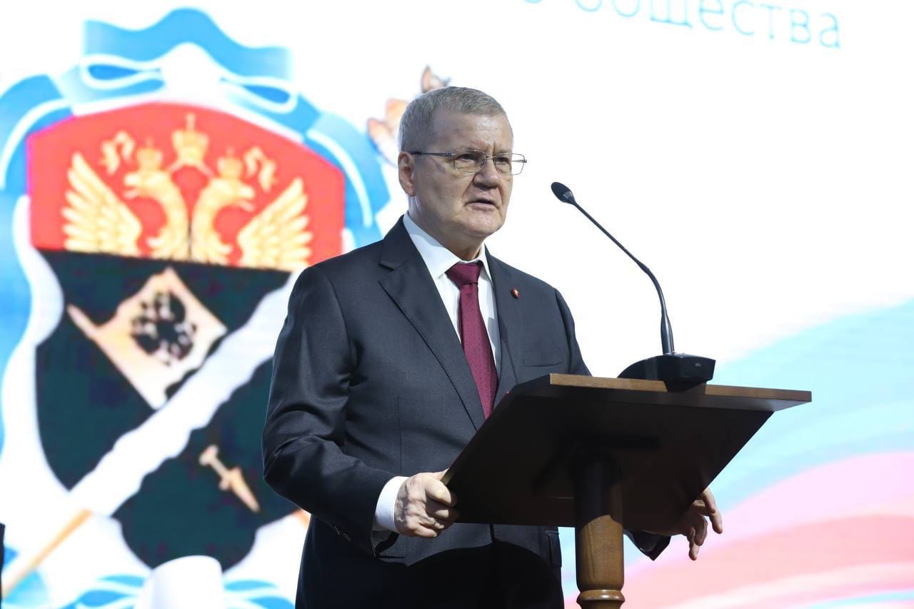 Темирлан Абуталимов принял участие в работе отчетного круга Терского войскового казачьего общества