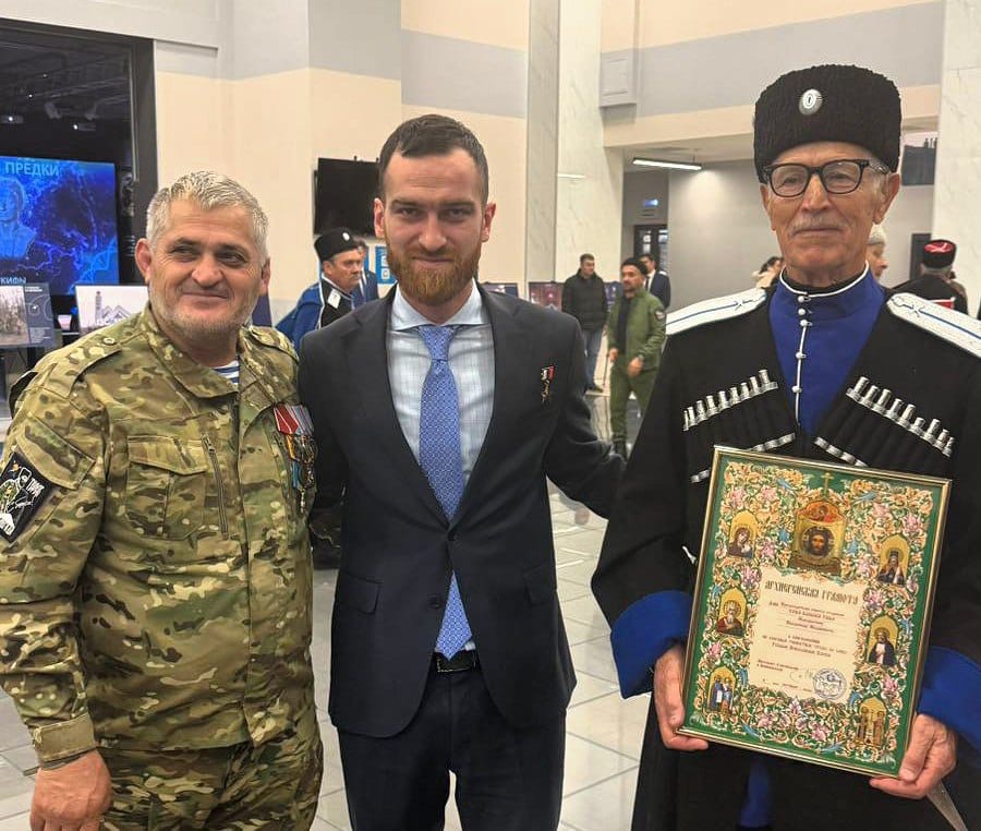 Темирлан Абуталимов принял участие в работе отчетного круга Терского войскового казачьего общества