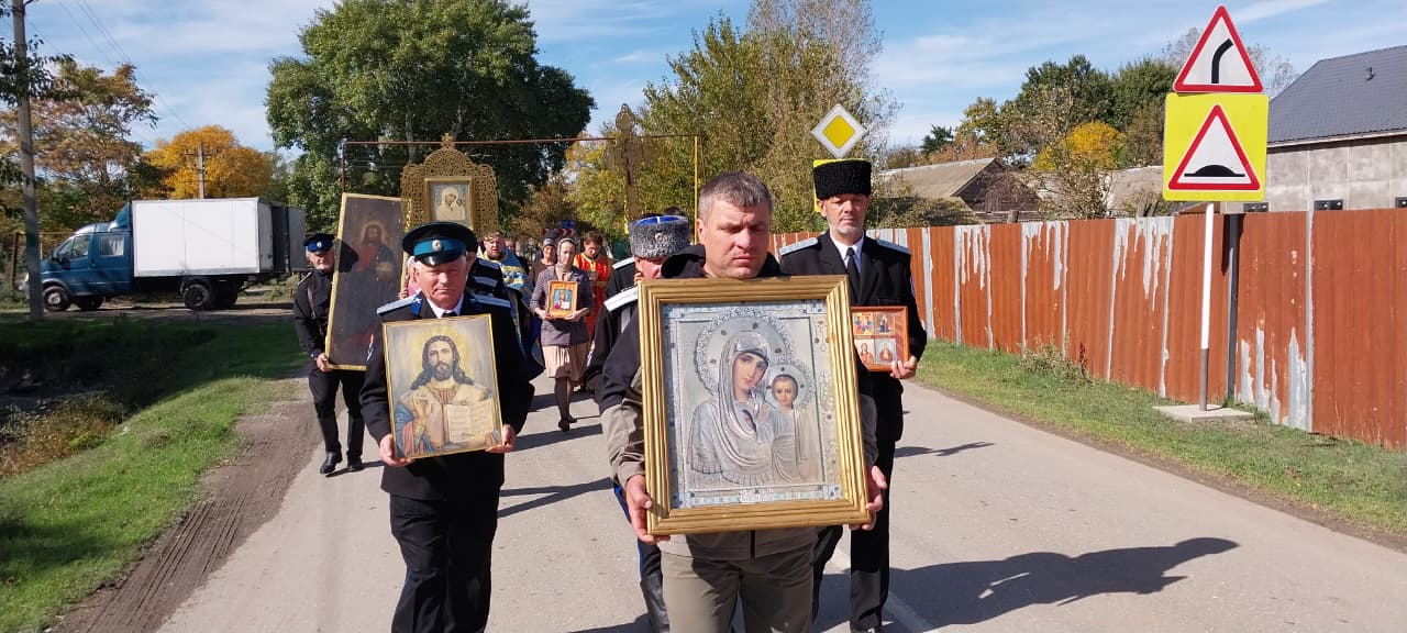 Православные верующие в Дагестане отмечают Покров Пресвятой Богородицы