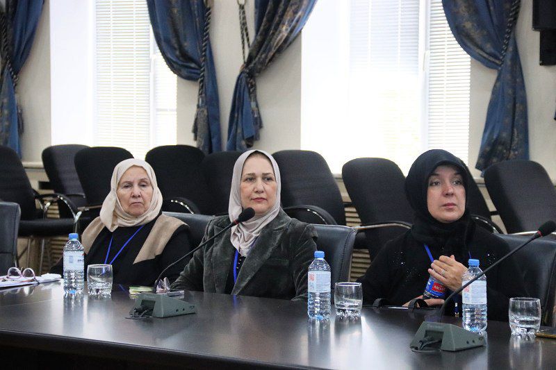 Международный форум женщин, проживающих за рубежом, стартовал в Дагестане