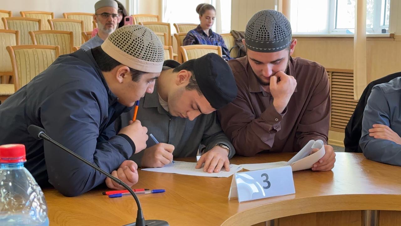 Интеллектуальная игра для юных алимов прошла в Махачкале