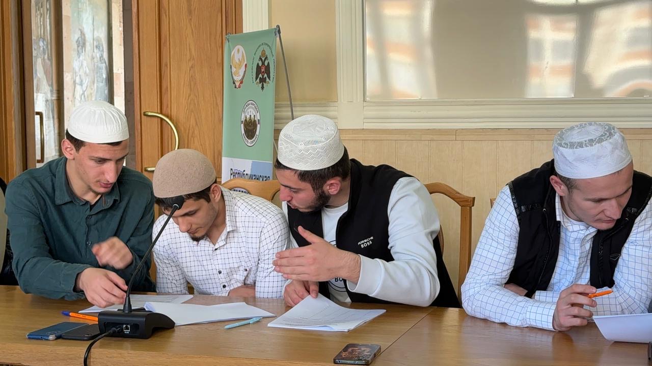 Интеллектуальная игра для юных алимов прошла в Махачкале