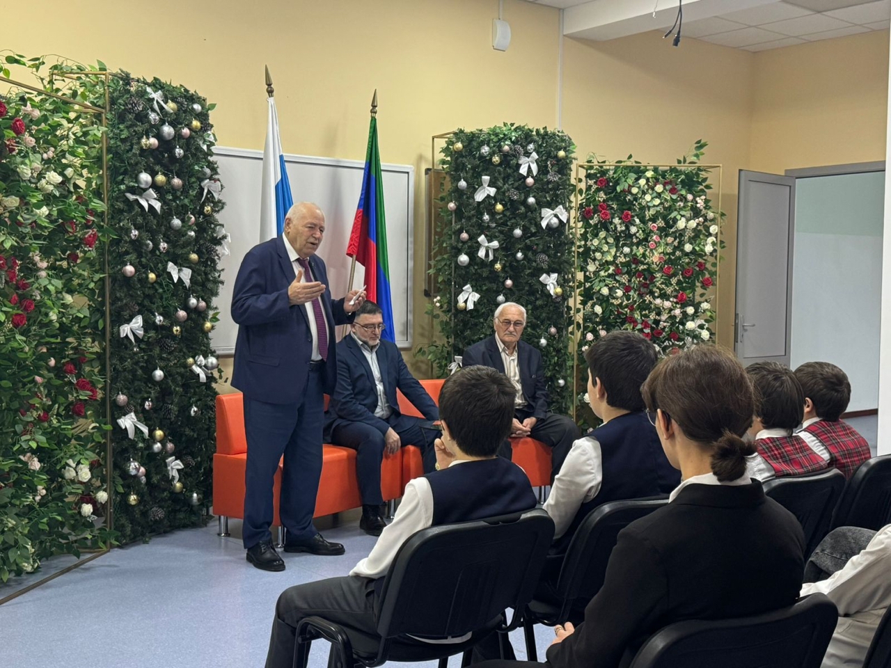 «Советы мудрых» получили школьники из Каспийска, Буйнакска, Буйнакского и Кумторкалинского районов