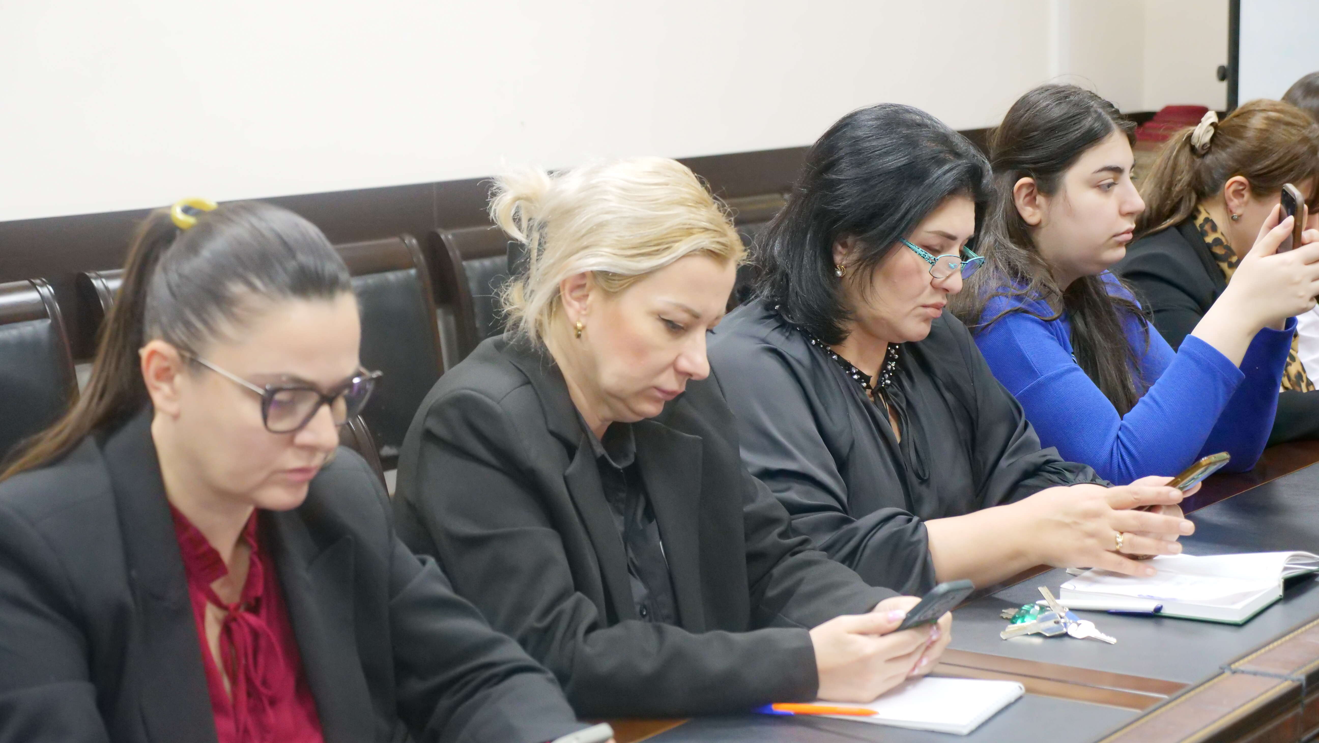 В Миннаце РД прошёл семинар по антикоррупционным стандартам: разбор типовых ситуаций и ответы на вопросы