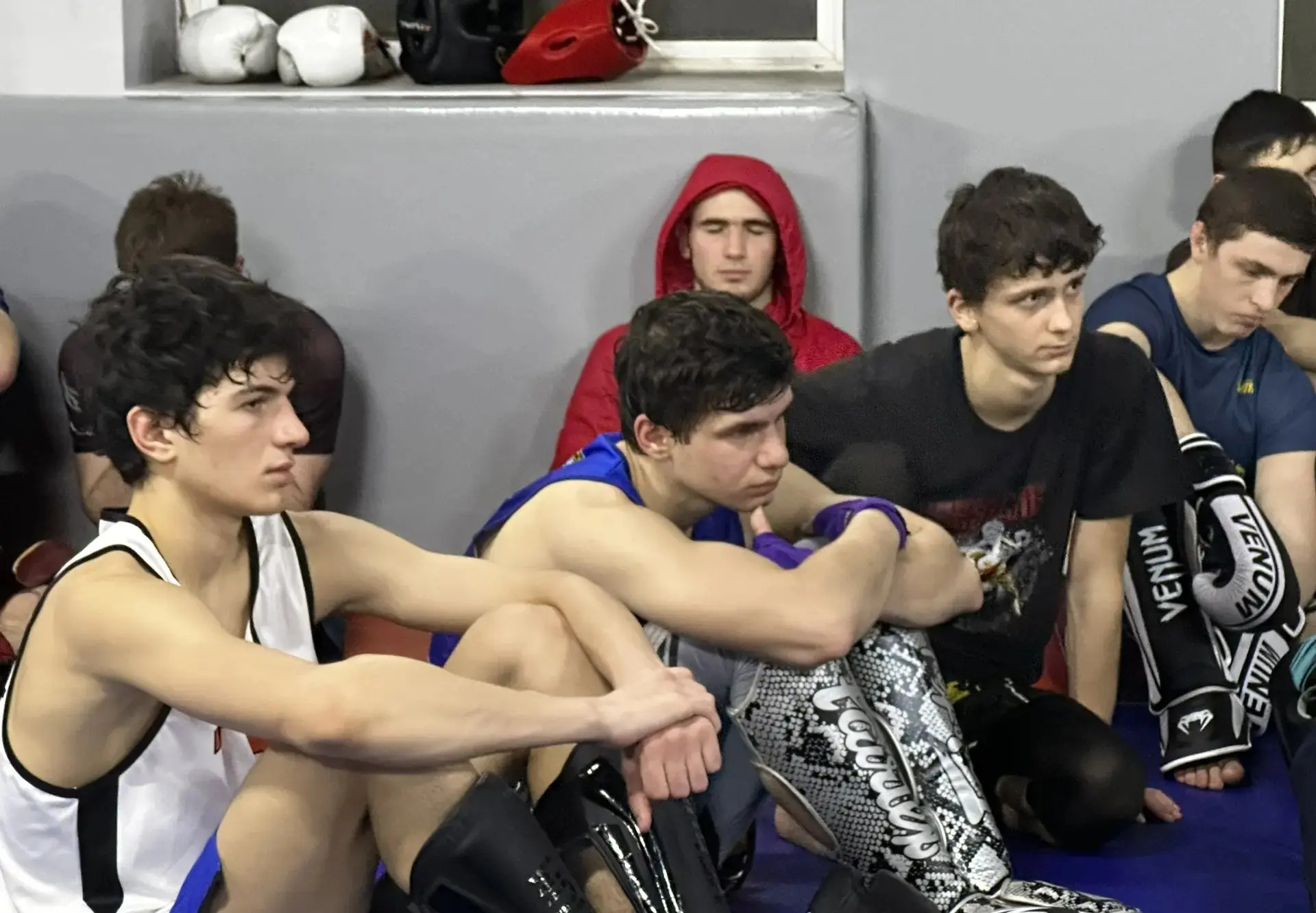 Встреча с Героями России. Темирлан Абуталимов и Магомед Баачилов посетили Школу единоборств в Махачкале