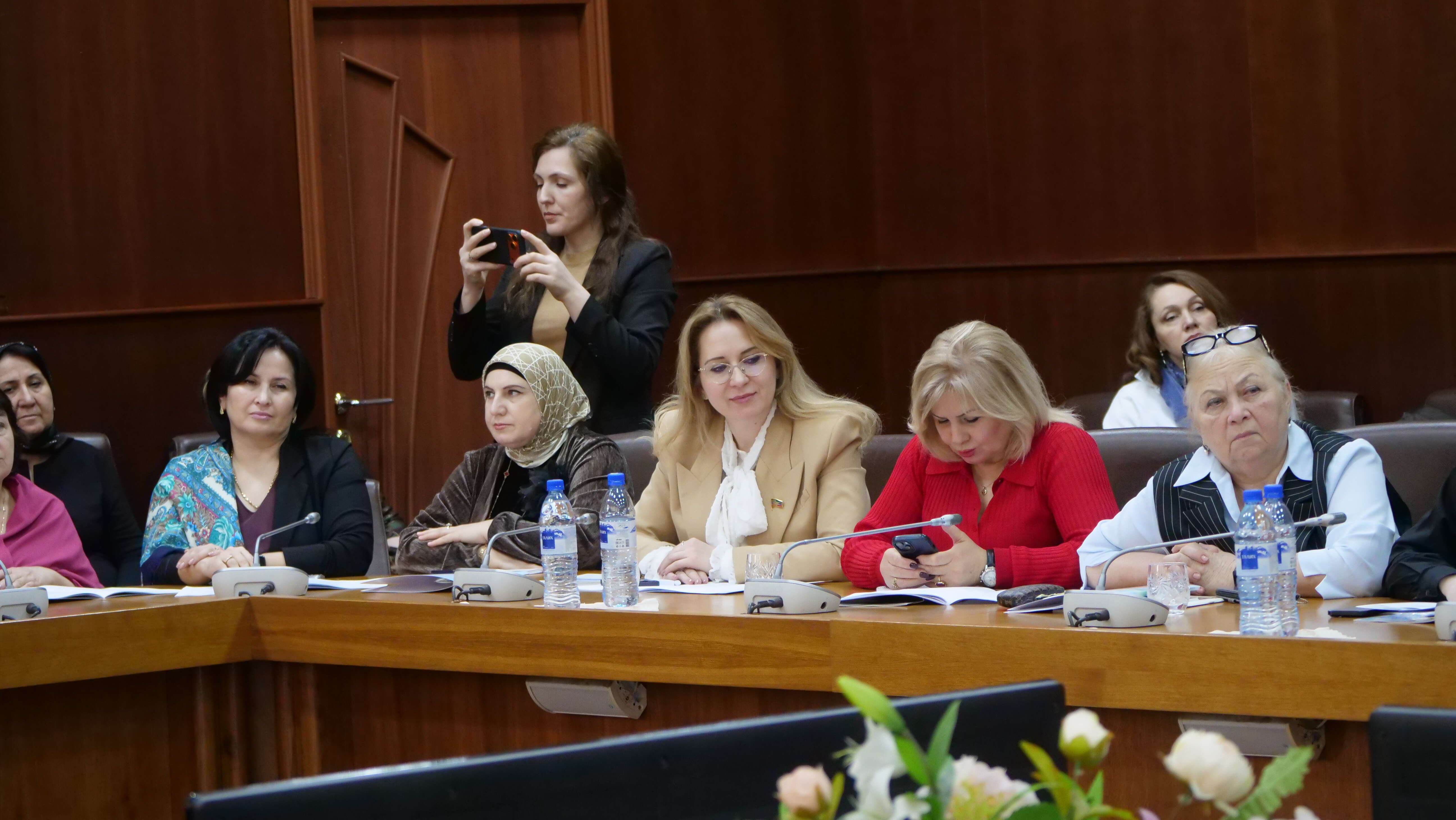 Темирлан Абуталимов принял участие в подведении итогов работы Союза женщин Дагестана