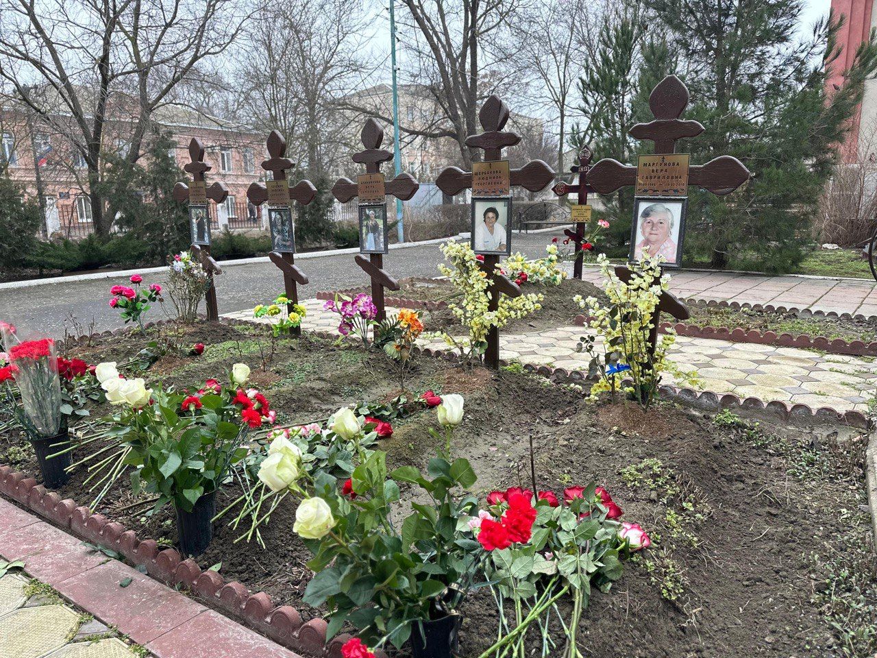 Кизляр помнит: в Соборе святого Георгия Победоносца прошла панихида по жертвам трагедии