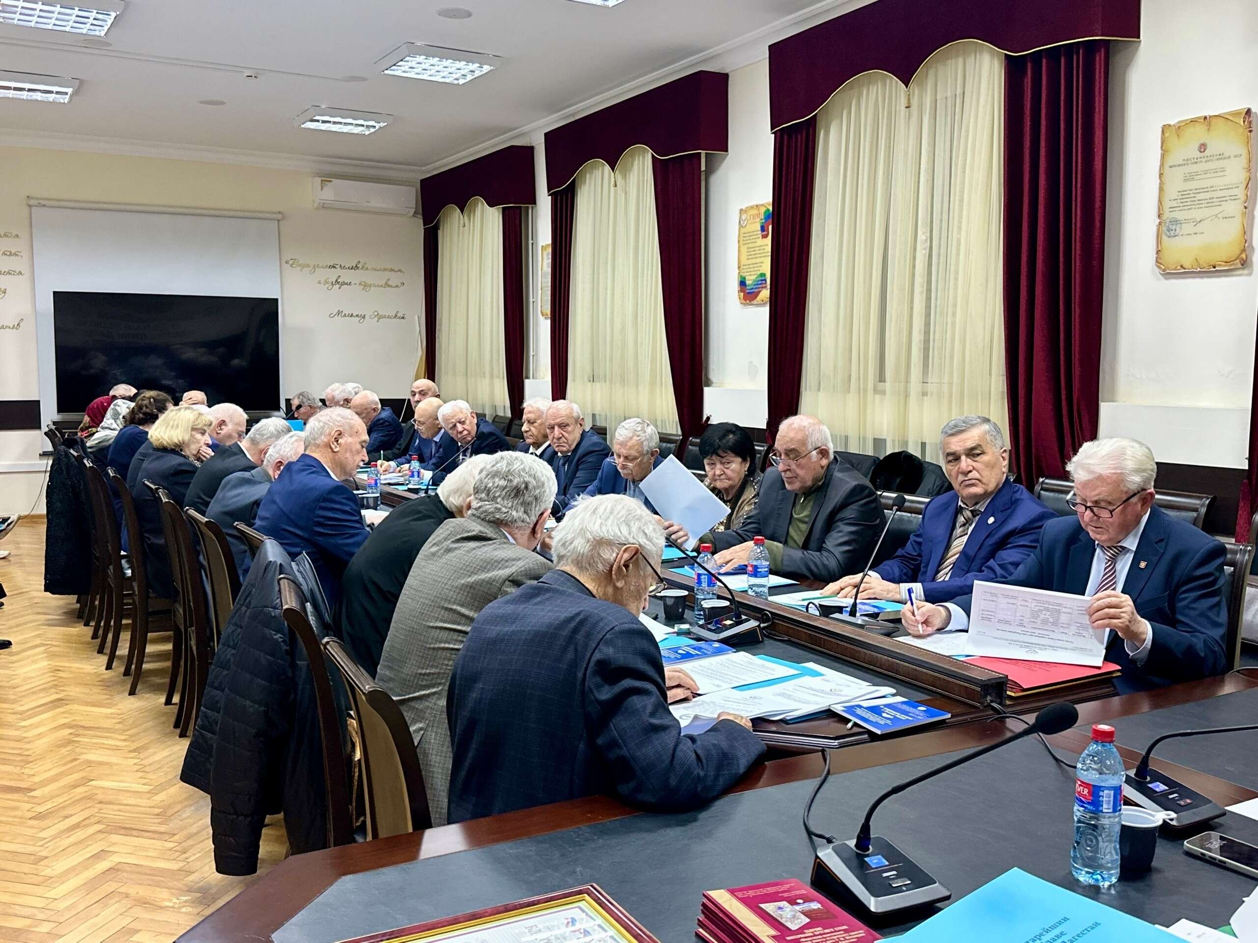 Состав Совета старейшин Дагестана обновлен