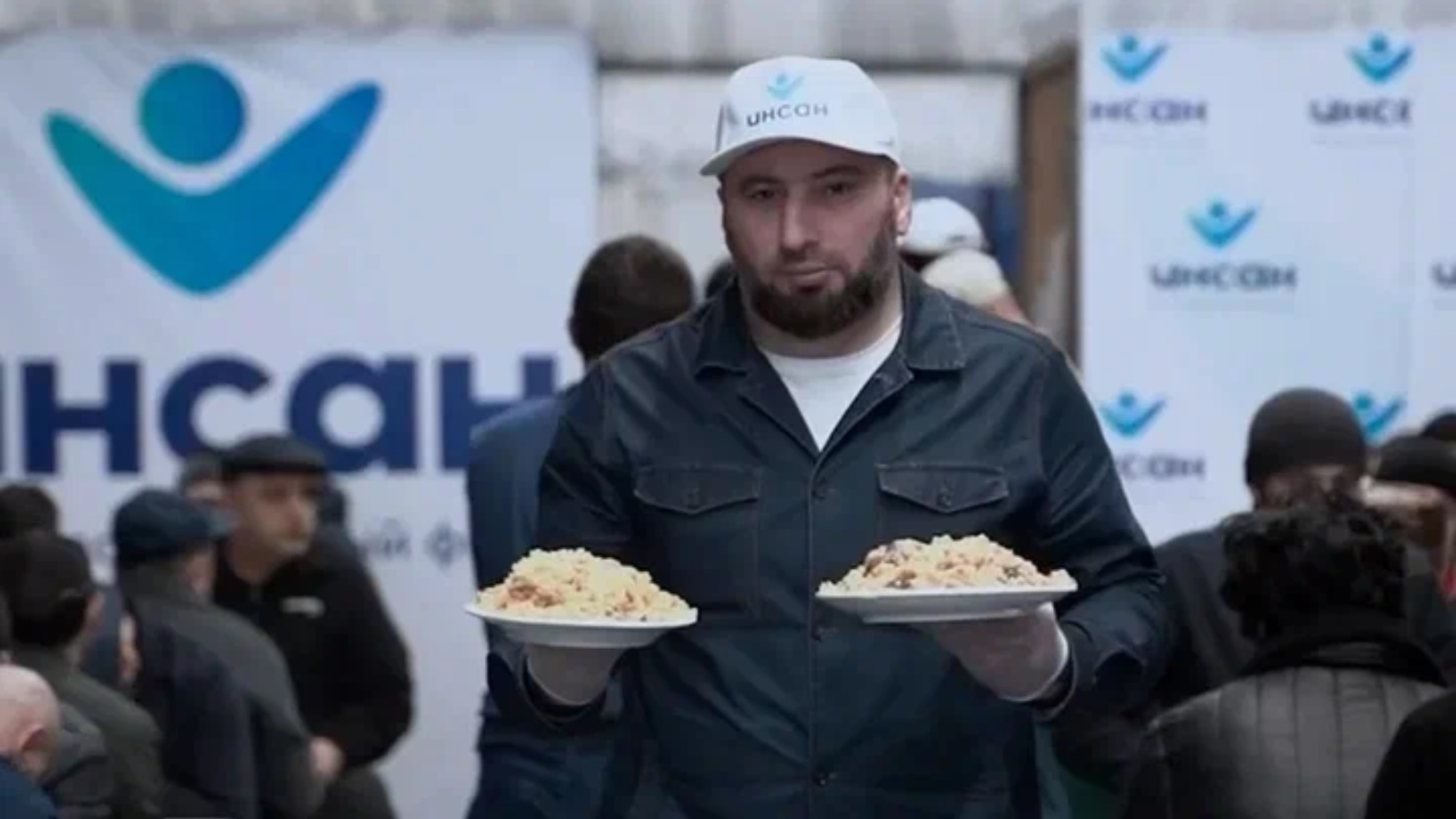 Время добрых дел. Ифтар, организованный Межведомственным советом по связям с соотечественниками при Миннаце Дагестана, прошел в шатре Рамадана