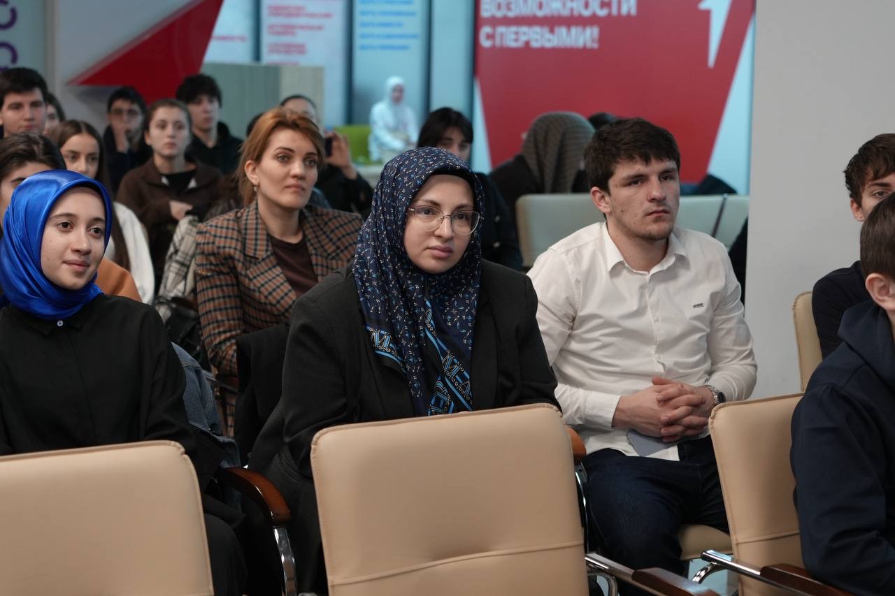 От идеи до миллиона: в Махачкале прошел тренинг «Мир возможностей» для студентов