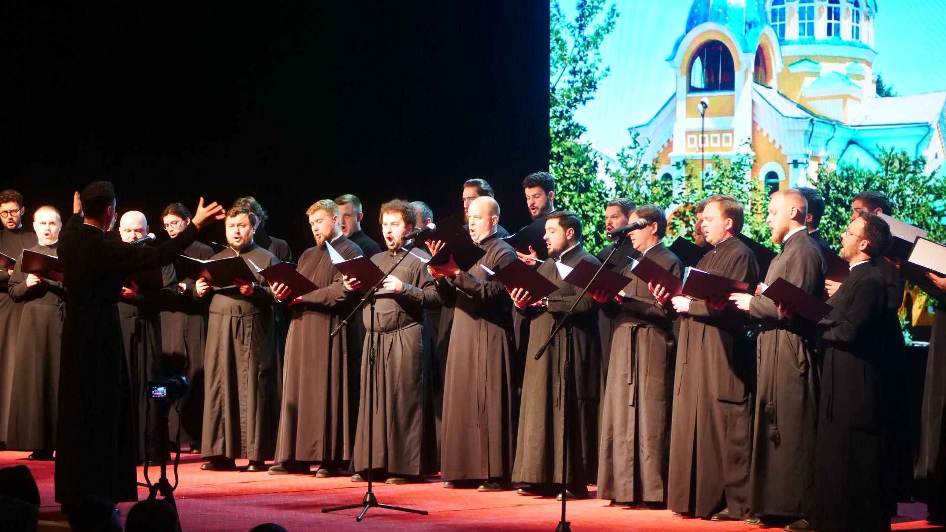 Большой Пасхальный праздник прошел в Махачкале