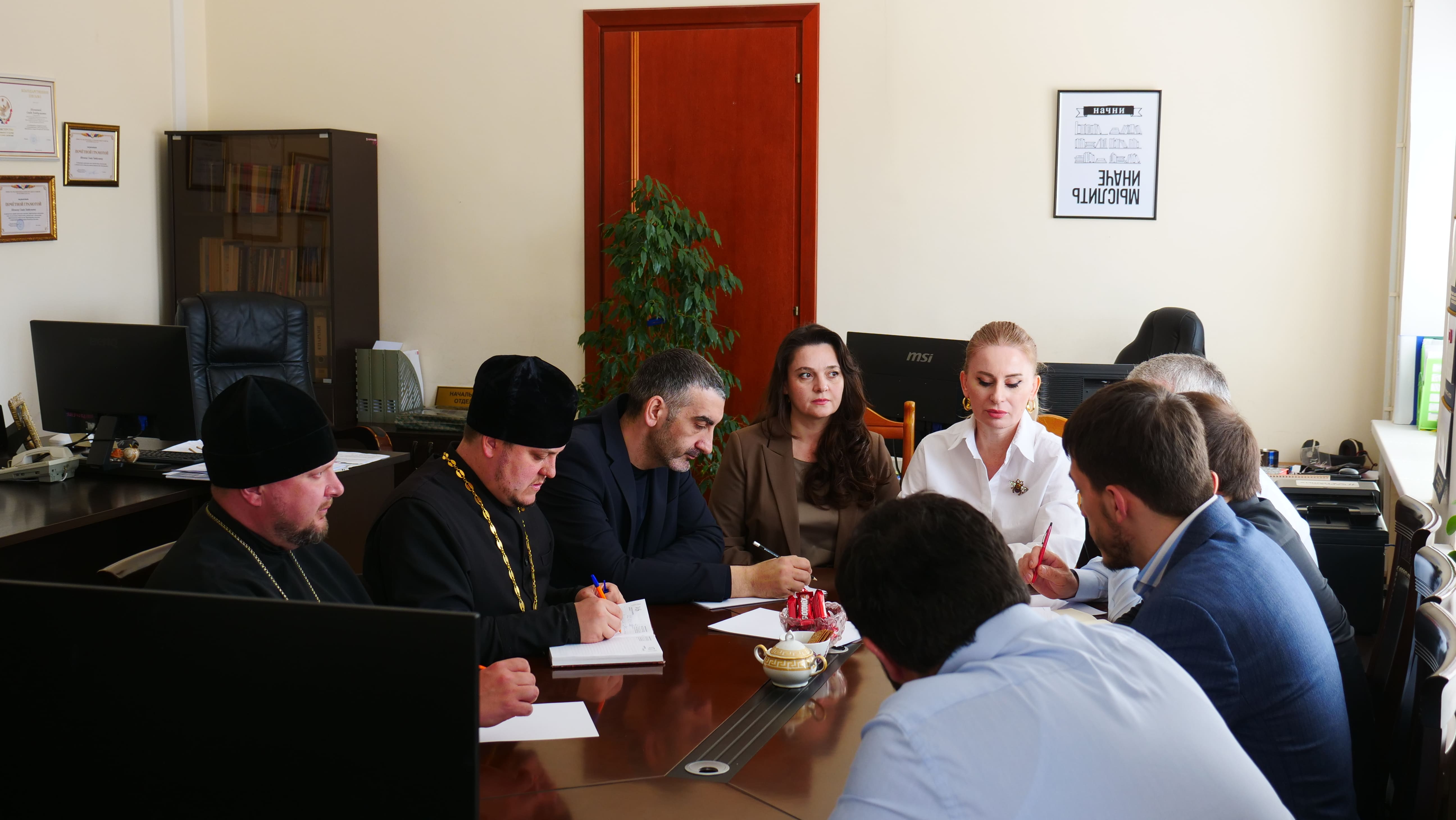 В Дагестане началась подготовка к XIII Международному межрелигиозному молодежному форуму