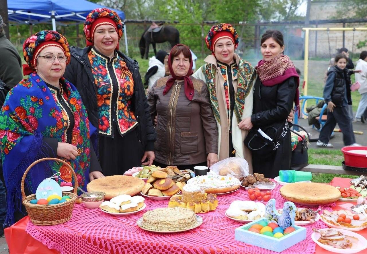 В Кизляре прошёл первый казачий Пасхальный фестиваль