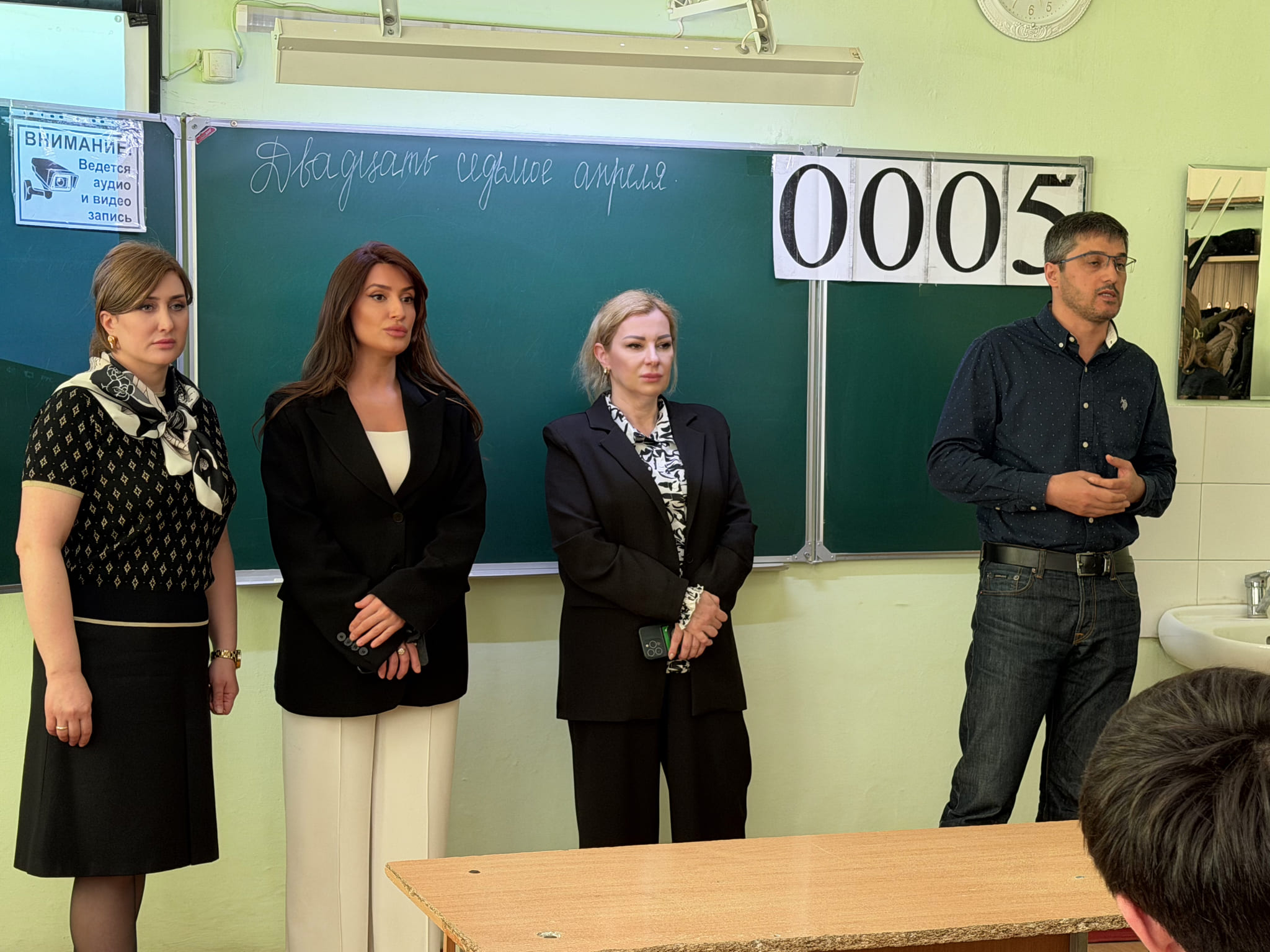 «Разговор о важном»: сотрудники Миннаца Дагестана обсудили со школьниками безопасность, уважение и ответственность