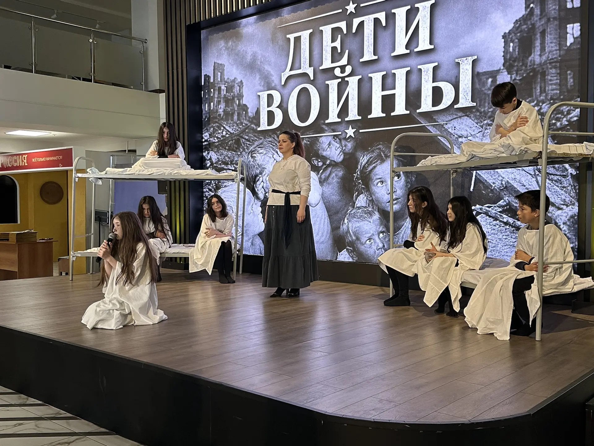 «Женское лицо Победы». В Махачкале открылась выставка, посвящённая подвигу женщин Великой Отечественной войны