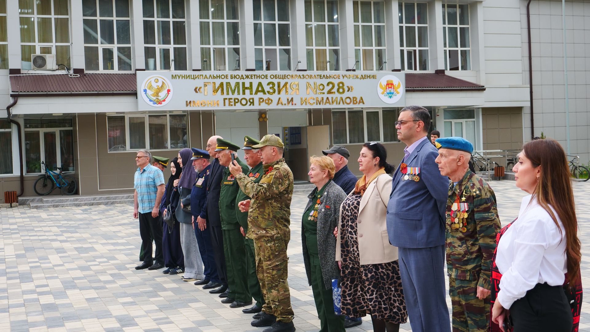 В Махачкале почтили память Героя России Абдулхакима Исмаилова