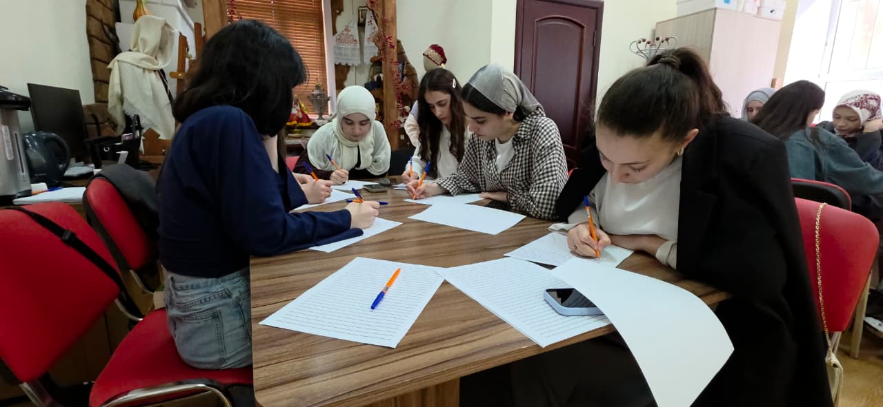От Толстого до Булгакова: в Дагестане стартовала Неделя русского языка