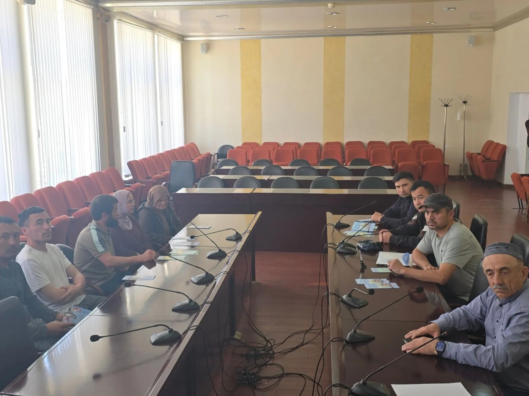 В 3-х районах Дагестана прошли разъяснительные встречи с иностранными гражданами по вопросам миграционного законодательства