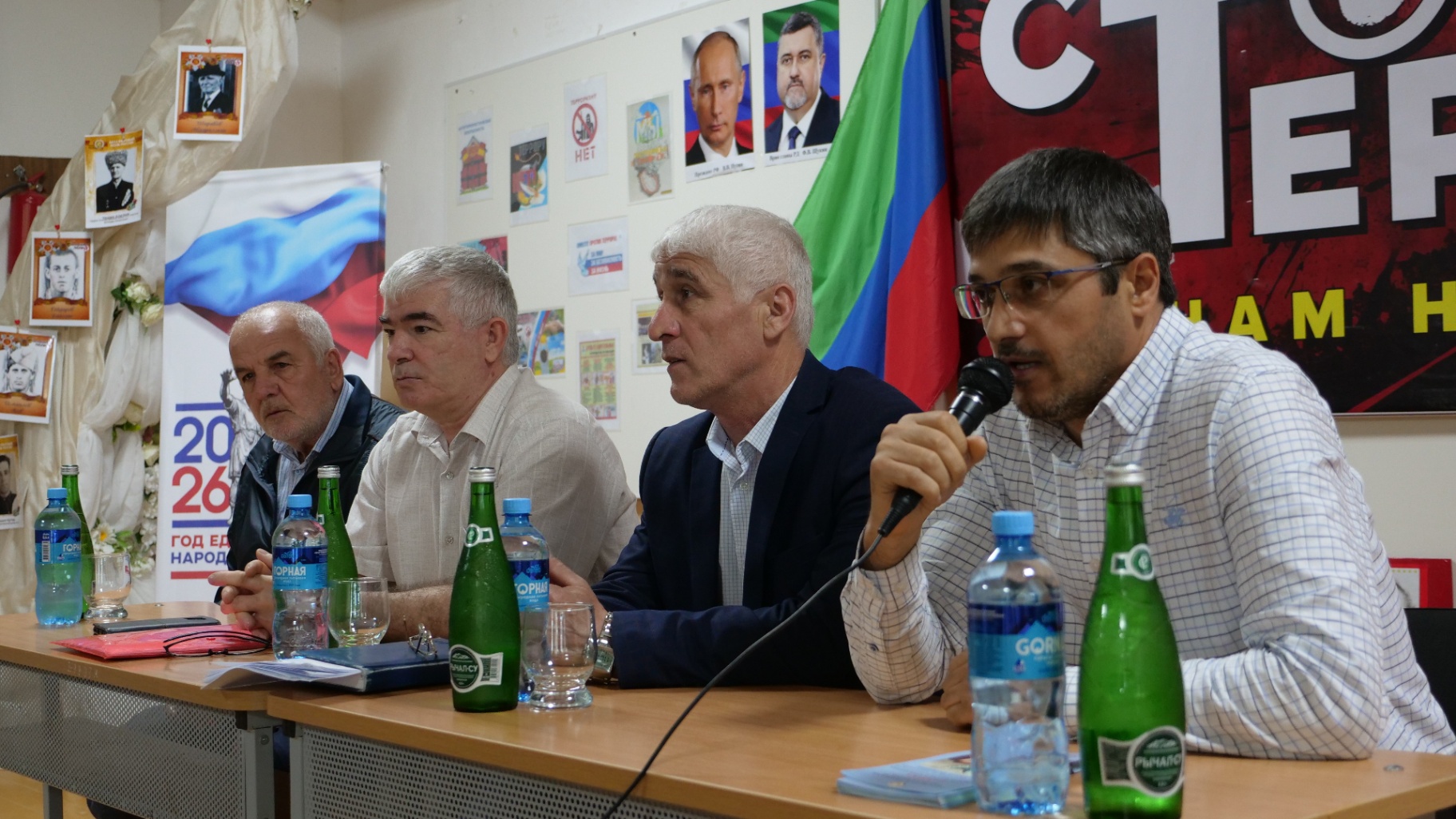 В Дагестане школьникам рассказали об экстремизме, способах вербовки молодежи и профилактике наркопреступлений