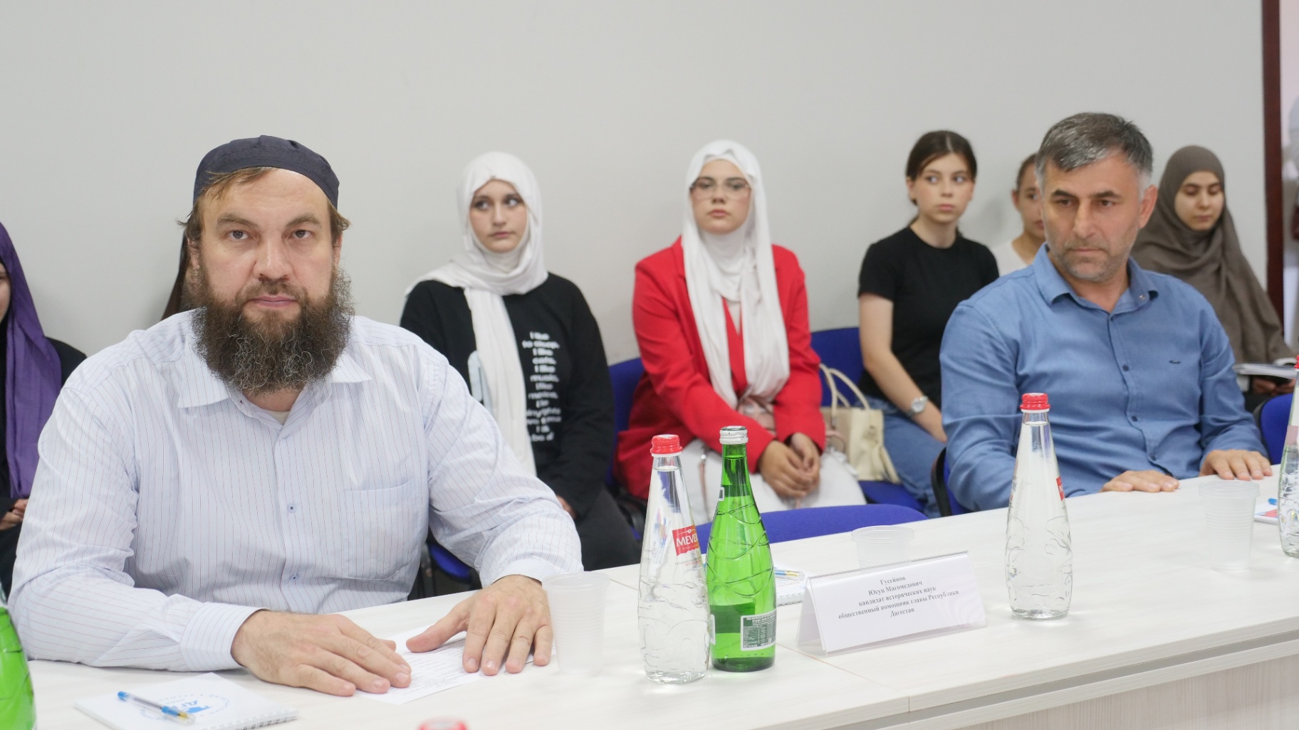 «Россия – Родина моя». В Махачкале проходит молодежный образовательный форум