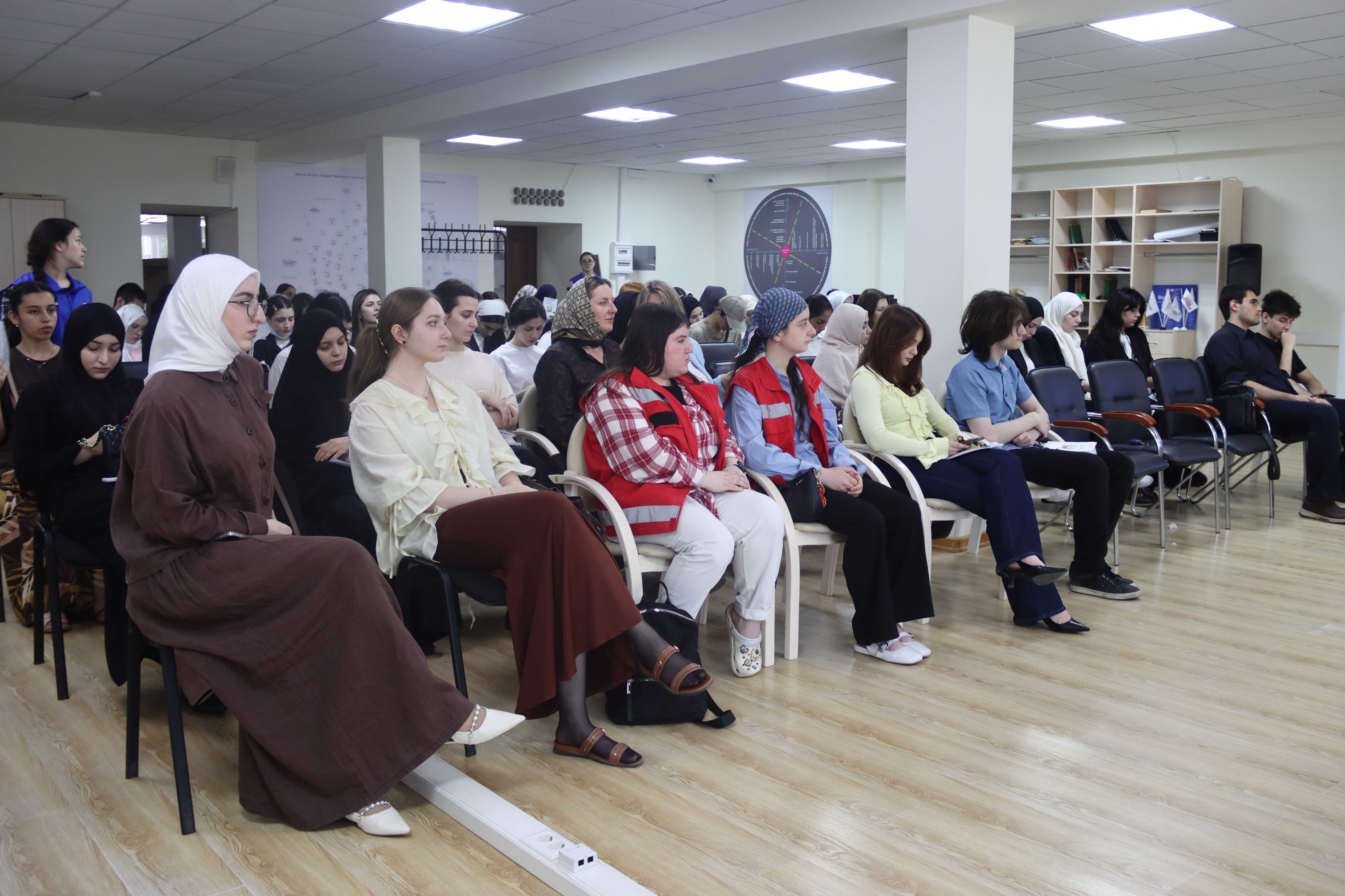 В Махачкале завершилась конференция «Русский язык - язык межнационального общения»