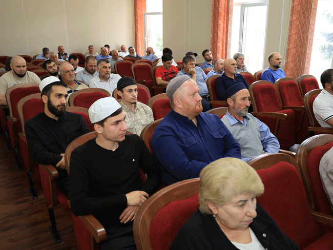 В Лакском районе обсудили вопросы обеспечения антитеррористической безопасности религиозных объектов