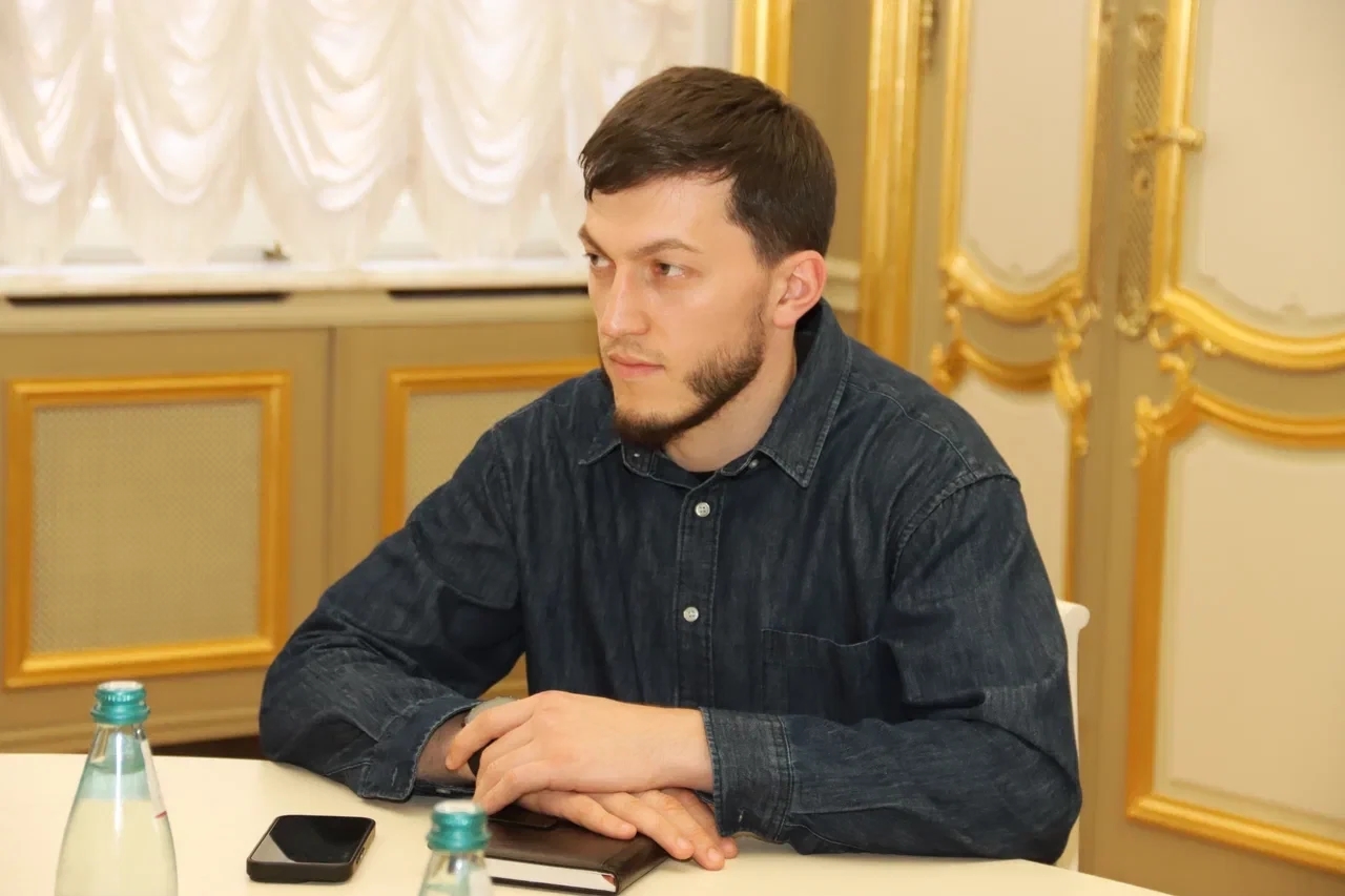 Совместная работа. Делегация Миннаца Дагестана провела ряд рабочих встреч в Санкт-Петербурге