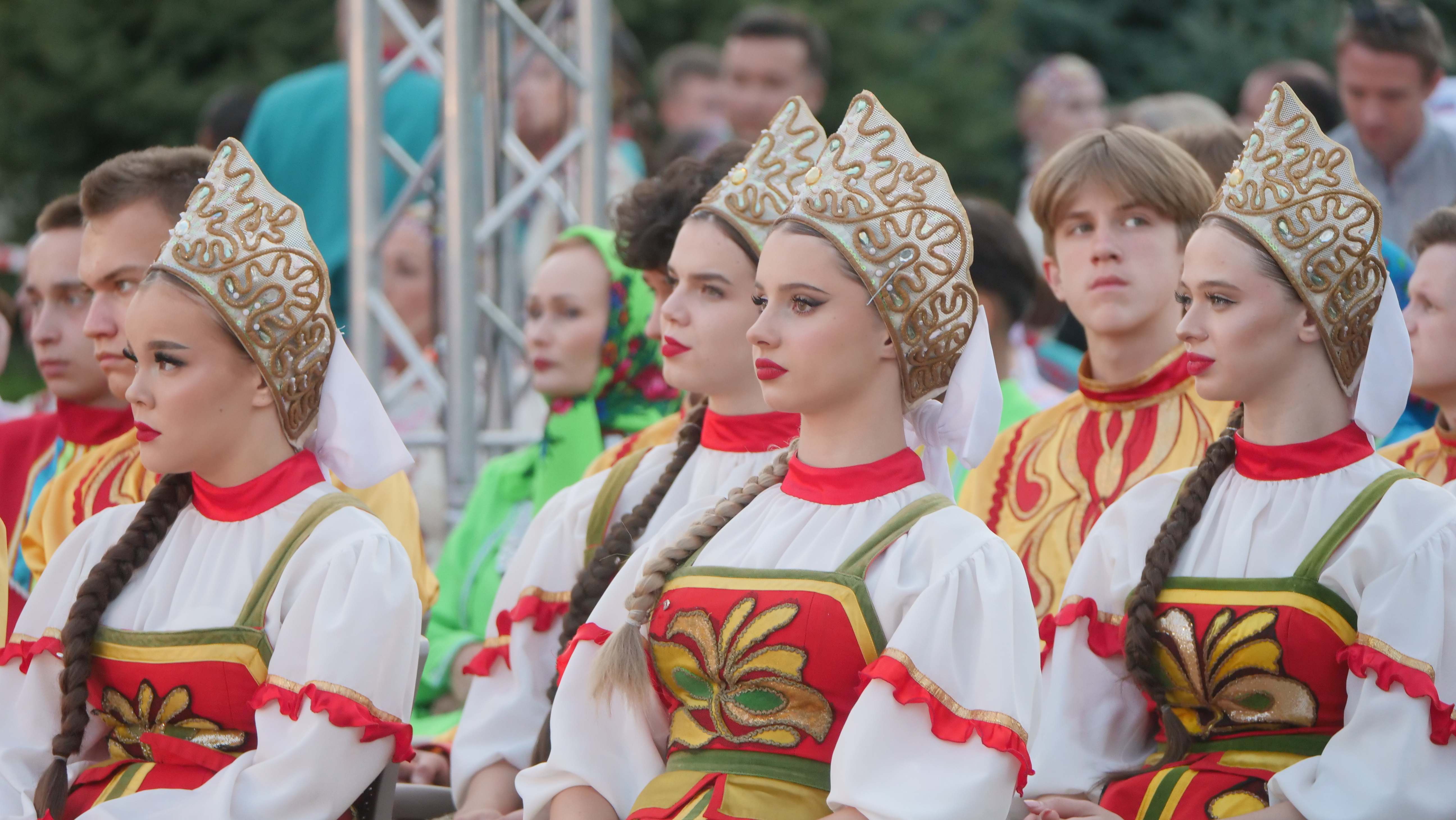 В Махачкале состоялся гала-концерт, посвященный Дню языков народов России